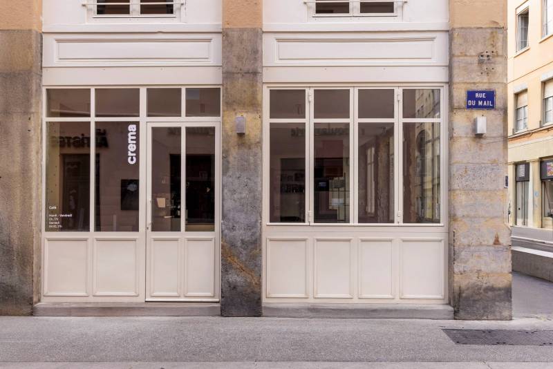 Devanture en acier d'un Coffee shop 