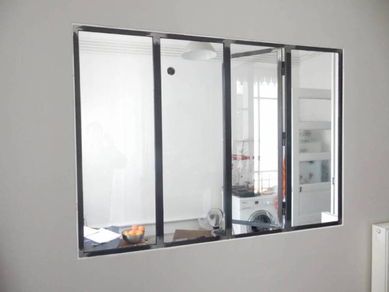 Verrière atelier d'artiste brut Villefranche sur Saone