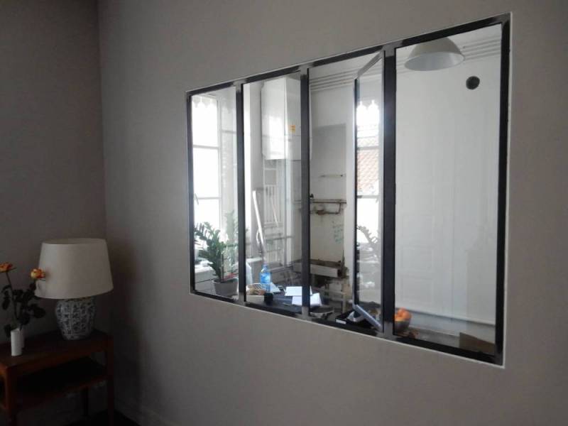 Verrière atelier d'artiste brut Villefranche sur Saone