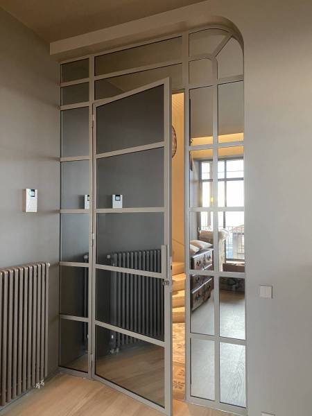 Verrière intérieure à Saint Foy lès Lyon