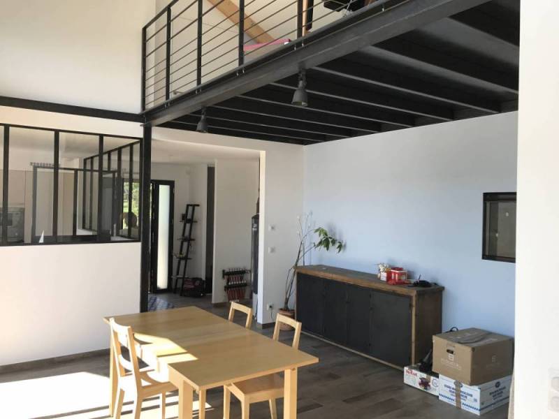 Verrière intérieure pour une cuisine à Faverge de la Tour