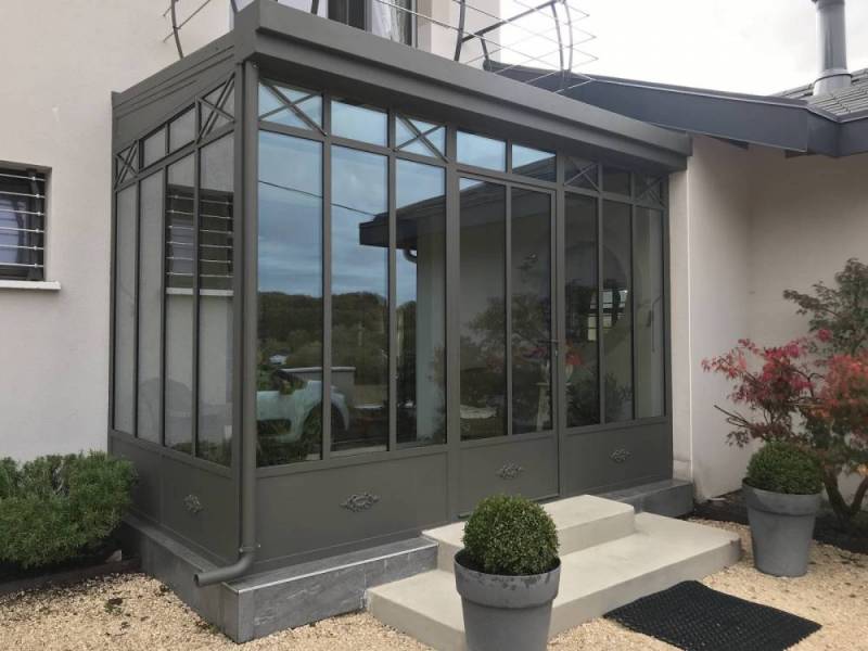 Véranda en acier sur mesure à Voiron