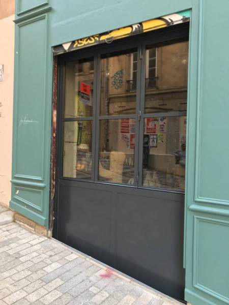 Fabricant menuiserie acier pour le restaurant Hood à Lyon