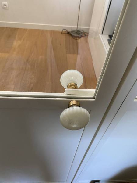 Verrière avec porte battante à St Foy les Lyon