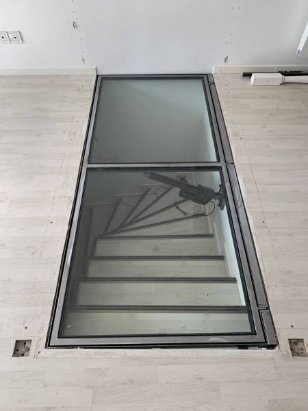 Cave à vin motorisée sur mesure sur Bron dans la périphérie de Lyon