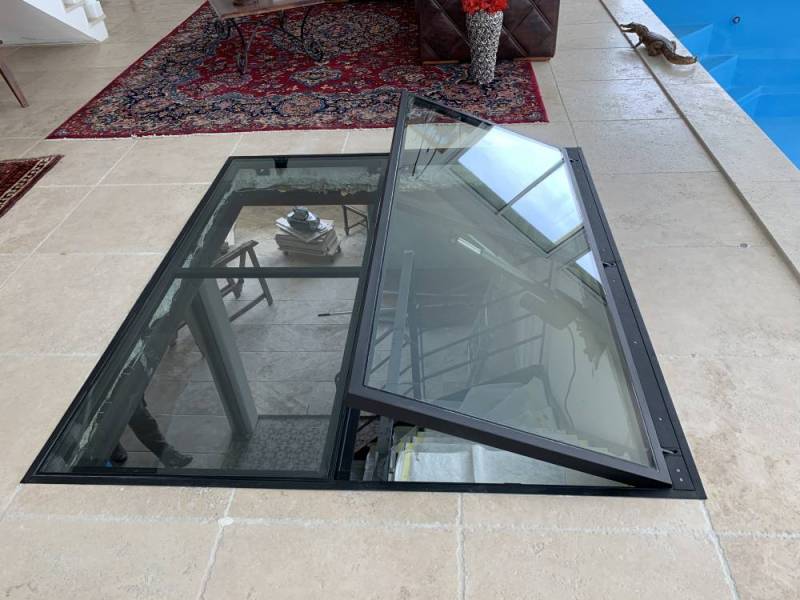 Trappe de cave avec une partie fixe sur Reyssouze proche de Mâcon