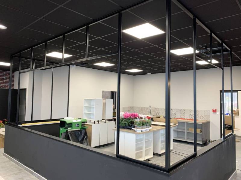 Aménagement sur mesure pour un fleuriste au Mont d'Or près de Lyon