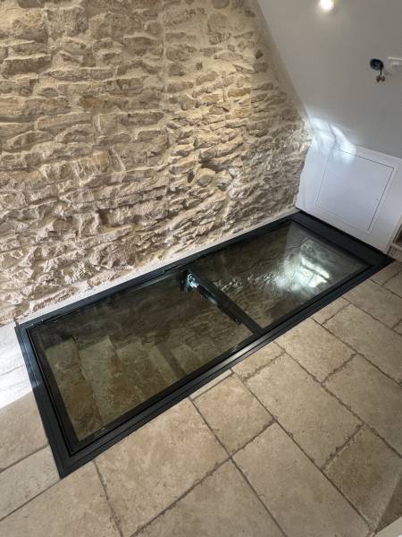 Trappe de cave motorisée