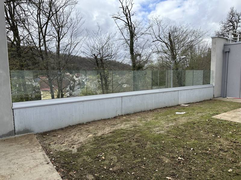 Garde corps vitré en Isère