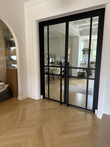 Verrière et portes vitrées en acier sur mesure à Saint-Julien-en-Genevois