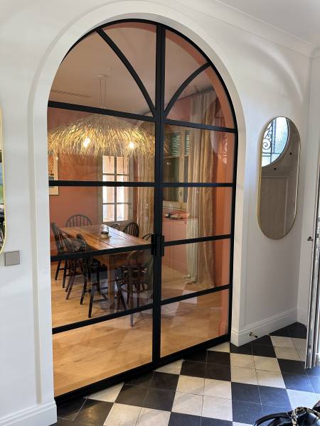 Porte verrière en acier