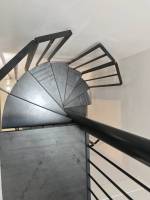 Notre zone d'activité pour ce service Métallier pour escalier quart tournant en acier thermolaqué avec marches en frêne massif pour maison à