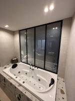 Notre zone d'activité pour ce service Métallier pour la fabrication d’un escalier autoporté en acier avec marches en hêtre pour particuliers à